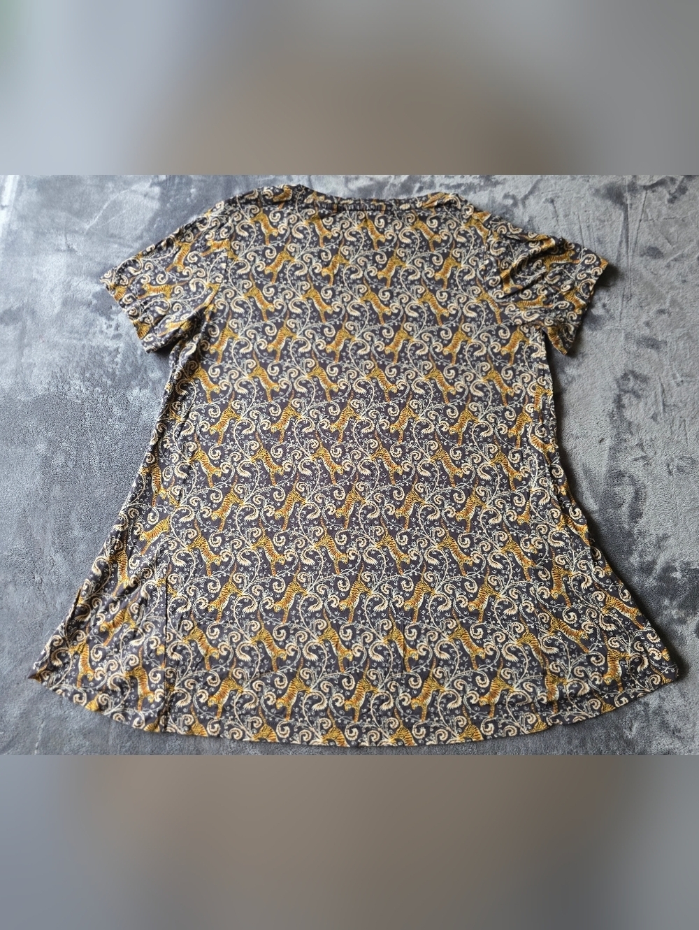 Fat Face Tiger Print Tunic Size 8 View 3